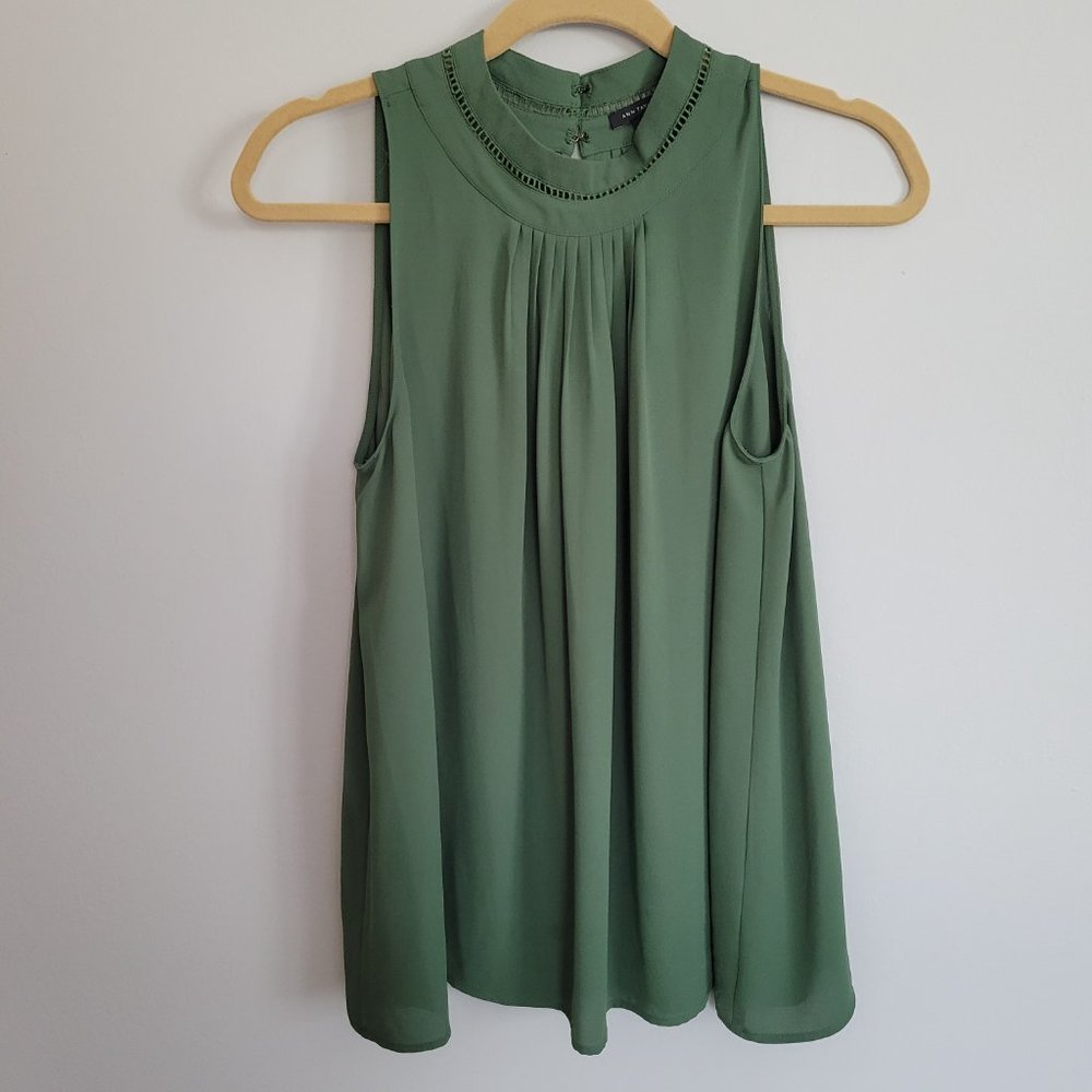 Ann Taylor Green Sleeveless Blouse